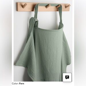 NWT Comfy Cubs Muslin Nursing Cover 100% Cotton Fern Green